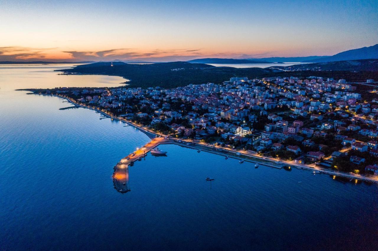 Villa Laverna Новаля Екстер'єр фото